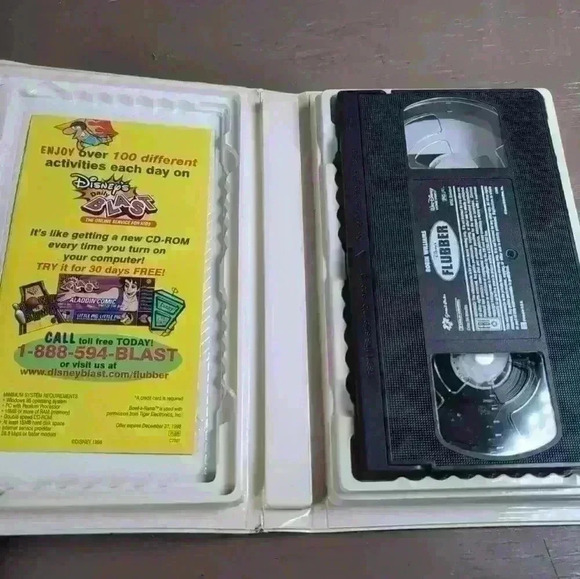 Flubber 1998 Disney VHS Clamshell (Robin  Williams) - With Original Insert! - Picture 7 of 10